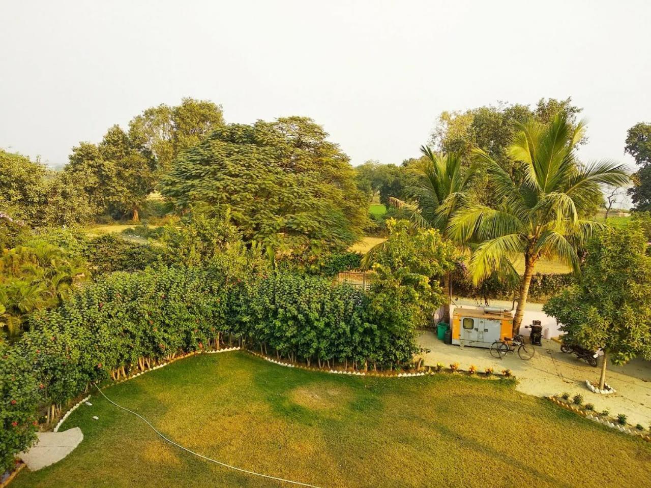 Vedic Villa Varanasi Luaran gambar